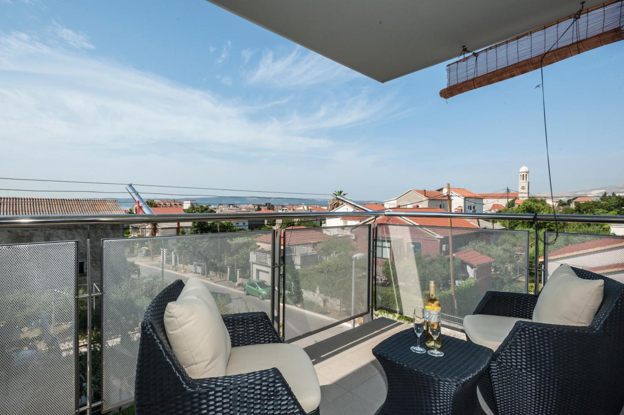 Apartment Tin Kastela Luaran gambar